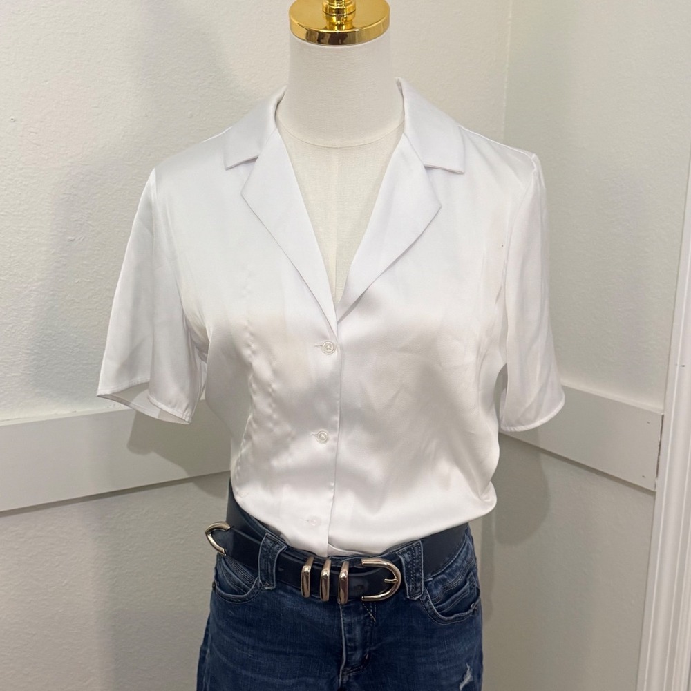 Halogen Blouse Women XS White Good Satin Short Sleeve Camp Collar Button Front